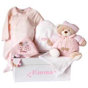 Canastilla personalizada bebé osito, con el nombre bordado