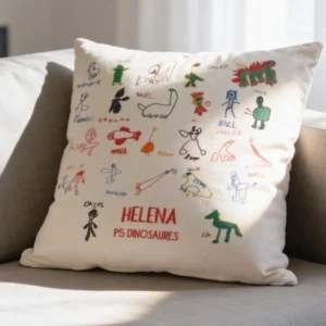 Cojin para profes con dibujos de los alumnos