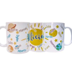 Taza para profesor personalizada con los nombres de los alumnos y planetas alrededor