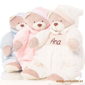 peluche guarda pijama con el nombre del bebé bordado