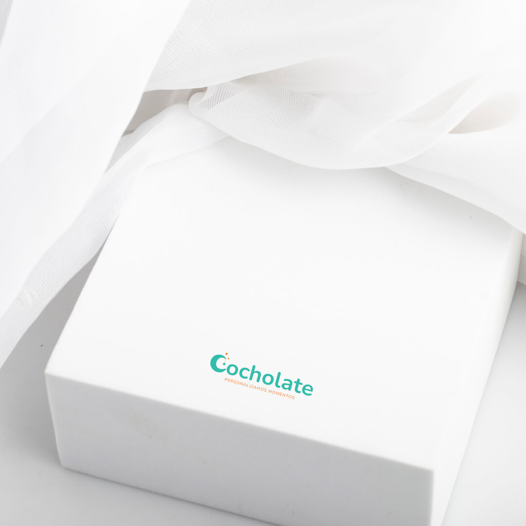 Caja con papel de seda