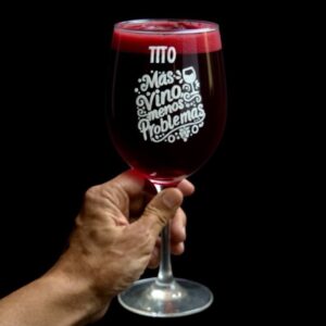 Copa de vino personalizada graciosa, más vino, menos problemas