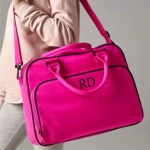 bolsa de gmnasio personalizada para mujer con iniciales en color fucsia