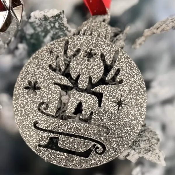 bola de navidad plateada personalizada