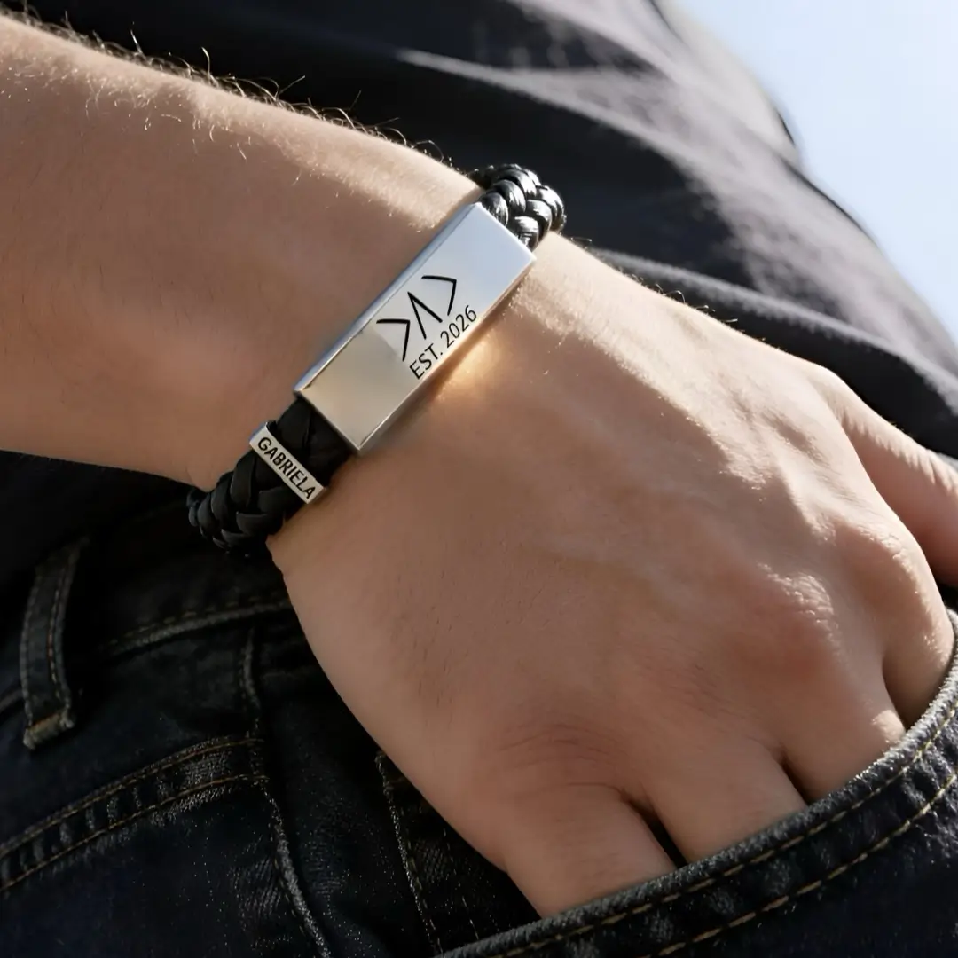 Pulsera papá grabada con año y nombre hijos