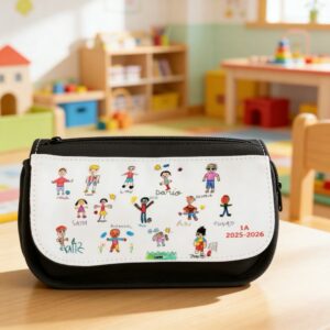 Estuche personalizado con dibujos infantiles y nombres de alumnos para regalar a una profesora en fin de curso